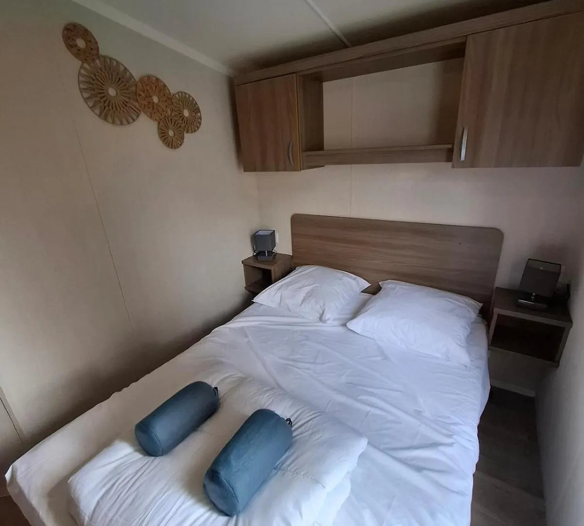 Mobihome Comfort 3 Chambres 6 Personnes 크로하스칼노엣 아파트